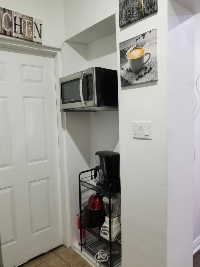 Cozy And Unique Getaway Apartment Hamilton Exterior foto