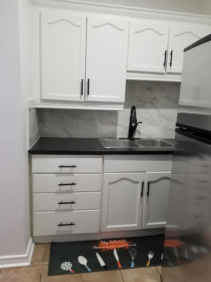 Cozy And Unique Getaway Apartment Hamilton Exterior foto